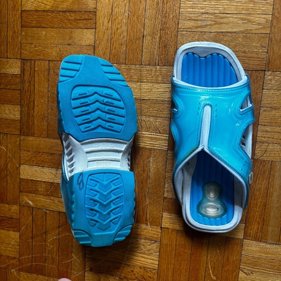 90s Y2k blue jelly slides - Picture 2 of 5